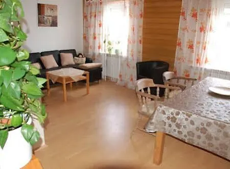 Ferienhaus Bauer 齐恩多夫
